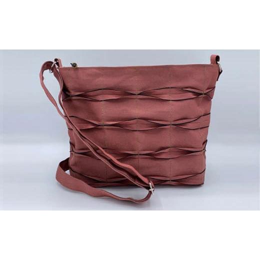 ふるさと納税 カバン 手提げ 埼玉県 飯能市 畳屋さんのヘリバッグ ショルダーバッグ(横はぎ) ピンク色 52217243 ピンク色