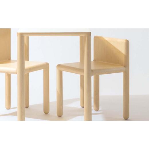 ふるさと納税 木工品・竹工品 北海道 旭川市 旭川家具 コサイン coaハーフチェア ホワイト チェア 椅子 43×43×64cm 約7.5kg 旭川家具 北海道 旭川市 木製 …の画像