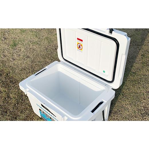 ふるさと納税 アウトドアグッズ クーラーボックス 三重県 いなべ市 オリジナルマット(SeaDek)付ハードクーラーボックス　(サイズ:35L)　カラー:ホワイト 12645…_3