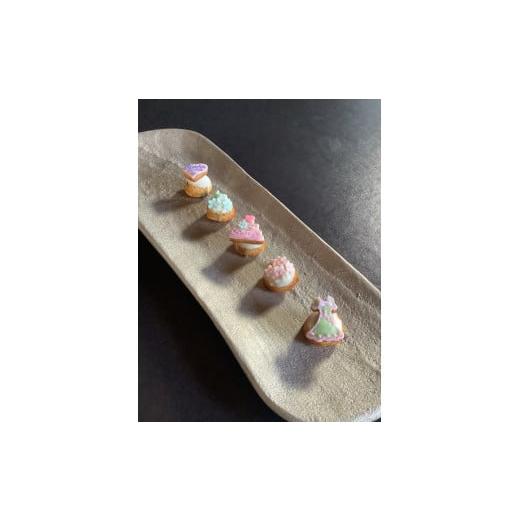 ふるさと納税 ケーキ・カステラ フルーツケーキ 兵庫県 宝塚市 すみれ色の街からPetit5(プチ5) ハートとドレス ハートとドレス