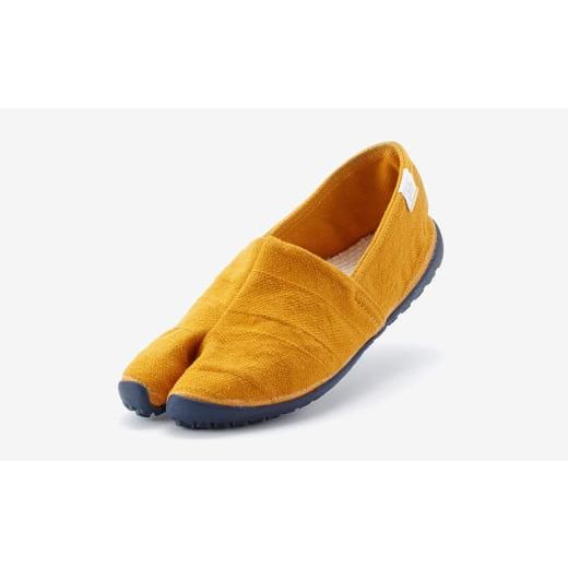ふるさと納税 ファッション 靴 岡山県 倉敷市 足袋型シューズ『たびりら』カラー:月 24.5cm 倉敷市産 国産 靴 くつ シューズ 足袋型コンフォートシューズ 足…