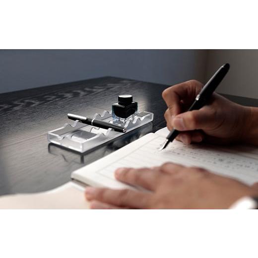 ふるさと納税 雑貨・日用品 新潟県 長岡市 A6-17AA トウメイマット 筆箱-Hikka- トウメイマット