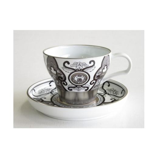 ふるさと納税 食器・グラス ティーカップ 佐賀県 有田町 ARITA PORCELAIN LAB (アリタポーセリンラボ) JS古伊万里草花紋 ペアカップ＆ソーサー 有田焼 モダン …の画像