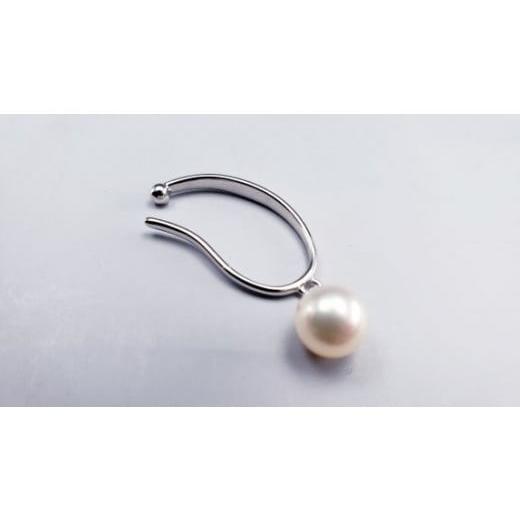 ふるさと納税 アクセサリー 三重県 志摩市 一粒のパールを楽しむ、アコヤ真珠のイヤーカフ(ホワイト系) ホワイト系