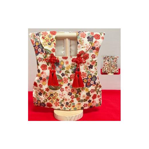 ふるさと納税 服 子ども 千葉県 鎌ケ谷市 1.白色系(桜・牡丹・紅葉) 選べる8色 ベビーお祝い着(被布) 1.白色系(桜・牡丹・紅葉)