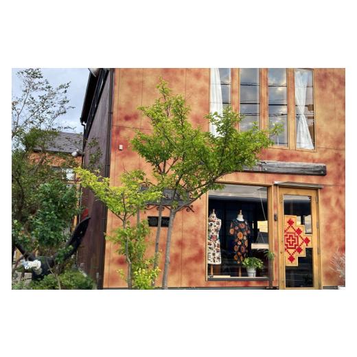 ふるさと納税 服 男 茨城県 水戸市  アルパカ専門店　T'IKA メンズベストVネック　黒　(アルパカ100％) アパレル 洋服 おしゃれ ベスト プレゼント 毛糸 …の画像