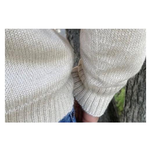 ふるさと納税 服 茨城県 水戸市  アルパカ専門店　T'IKA ラグランセーター・ナチュラルアイボリー・男女兼用（アルパカ100％） アパレル 洋服 おしゃれ …の画像