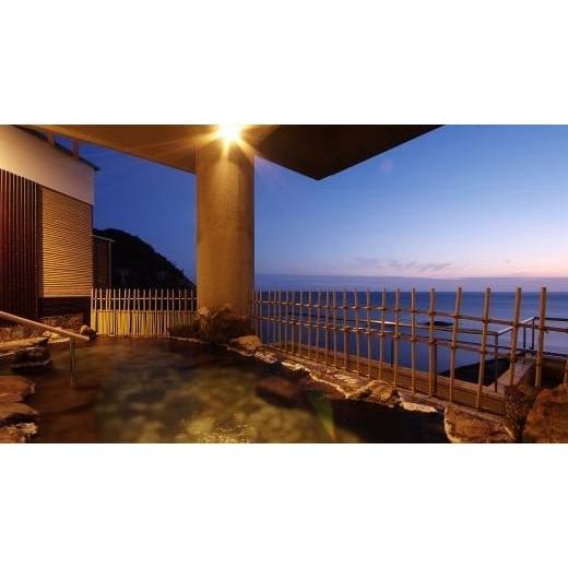 [大特価] ふるさと納税 兵庫県 豊岡市 ホテル金波楼 ペア宿泊券（マリンワールド満喫プラン） 【1873619420】(66000円)