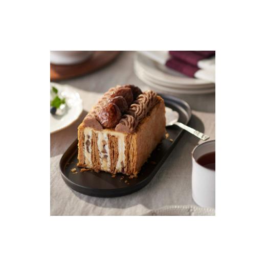 ふるさと納税 ケーキ・カステラ 兵庫県 尼崎市 パティスリー キハチのマロンミルフィーユ 1点(縦9cm×横12cm×高さ8.5cm・2〜3名様) 1380794