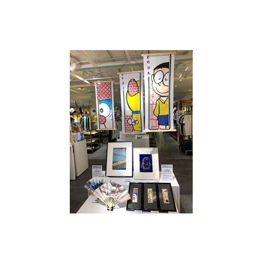 ふるさと納税 新潟県 加茂市 浮世絵 ドラえもん手ぬぐい タペストリー「七宝模様」《W400xH950（mm）》手摺りの千社札のデザインが手ぬぐいに！大湊文吉商店 …｜furusatochoice｜02