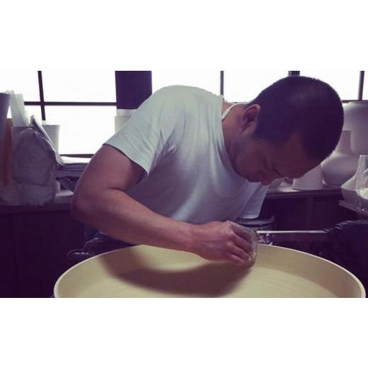 ふるさと納税 食器・グラス 皿 佐賀県 有田町 中仙窯 有田焼 青白磁輪花鉢ペア（中尾純作） A45-148の画像
