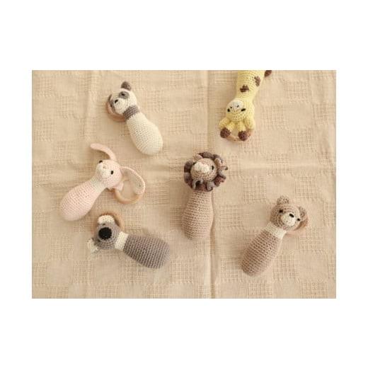 ふるさと納税 雑貨・日用品 ぬいぐるみ 兵庫県 三木市 HOPPL 手編みのおもちゃＡｍｉｍａｌｓ（ラトルタイプ・きりん） きりんの画像