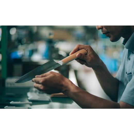 ふるさと納税 岐阜県 関市 ＜日本初の超硬合金包丁＞ KISEKI：三徳［ブナ］〜TBS「ララLIFE」で紹介されました（R5.5）〜