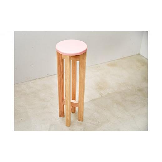 ふるさと納税 雑貨・日用品 茨城県 守谷市 アンティーク 小さなスツール ピンク |スツール 木製 椅子 イス おしゃれ 腰掛け チェア 雑貨 日用品 インテリア …