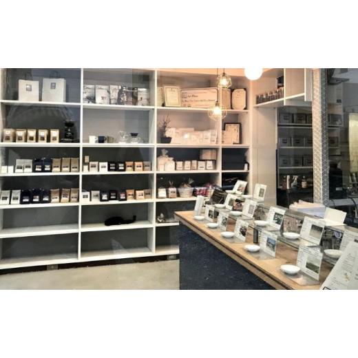 【新品 未使用 日本製】 ふるさと納税 神奈川県 横須賀市 スペシャルティ コーヒー豆 自家焙煎 中煎り ブラジル 200g×4 定期便6ヶ月【サードウェーブ ギフト プレゼント お中元 お歳… 【1992783260】(70200円)