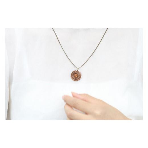 Cartier ロゴ ネックレス ダイヤモンド[証明書付き] 美品 （新品仕上げ 