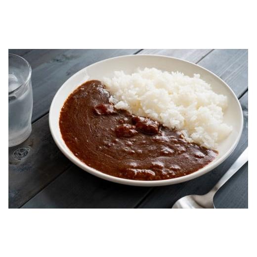 ふるさと納税 牛肉 カレー・シチュー 滋賀県 竜王町 3月お届け 近江牛 カレー 2箱 肉 牛肉 ブランド牛 三大和牛 和牛 黒毛和牛 保存食 レトルト おかず お惣…