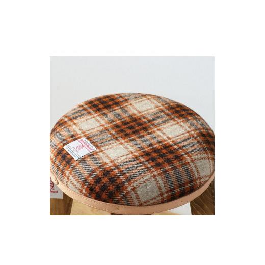 ふるさと納税 木工品・竹工品 和歌山県 有田川町 まぁるいスツール ライトブラウン＆ブラウンチェック 子供 椅子イスキッズ HARRIS TWEED（ハリスツイード）家…の画像