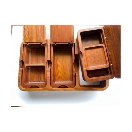 ふるさと納税 木工品・竹工品 千葉県 南房総市 木製キス釣り用餌箱3箱セット 木枠付 シマノフィクセルサーフ9L用 納期約3カ月 mi0037-0029 |  | 02