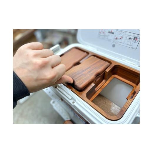 ふるさと納税 木工品・竹工品 千葉県 南房総市 木製キス釣り用餌箱3箱セット 木枠付 シマノフィクセルサーフ9L用 納期約3カ月 mi0037-0029 |  | 05