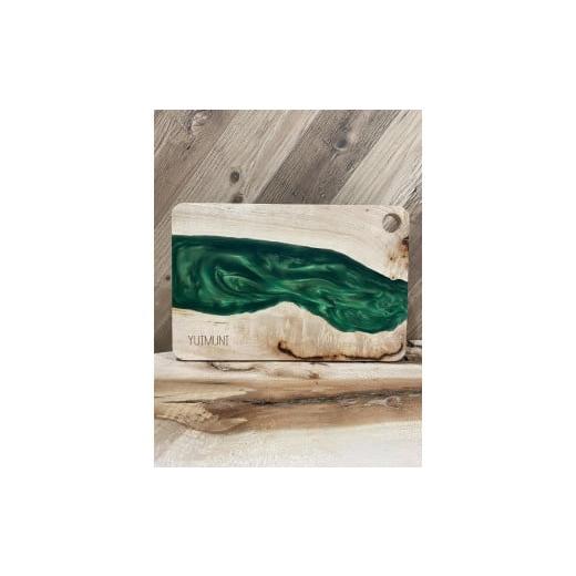 ふるさと納税 陶磁器・漆器・ガラス 愛知県 名古屋市 レジンカッティングボード メタリックグリーン 色:メタリックグリーン