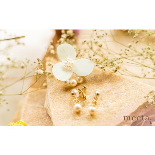 ふるさと納税 アクセサリー ピアス 新潟県 関川村 淡水パールとオパールの花弁のお花ブローチとイヤリング×各1点 1479520_4