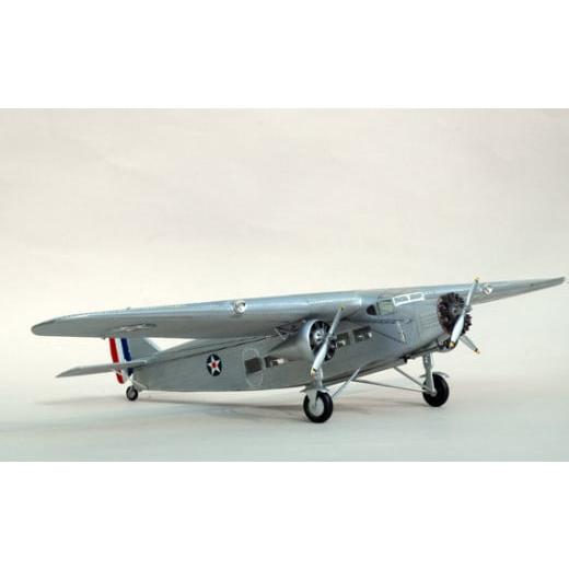 ふるさと納税 雑貨・日用品 玩具 茨城県 坂東市 フォード・トライモーター旅客機 1／72 ／ 模型 完成品 柏木崇男 茨城県 No.679の画像