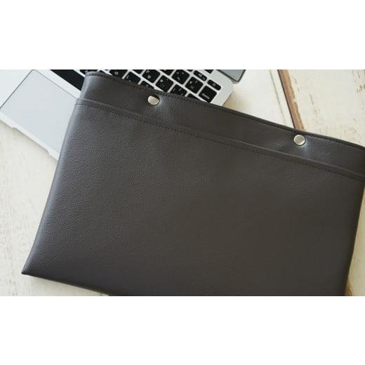 ふるさと納税 小物 千葉県 野田市 No.252-09 PVCレザーパソコンケース(クラッチバッグ)「match」11インチ用(グレー) / 雑貨 日用品 入れ物 千葉県 11イン…
