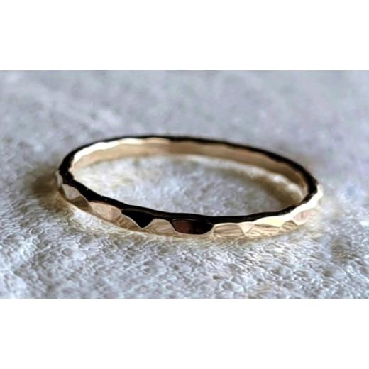 ふるさと納税 アクセサリー リング 神奈川県 藤沢市 アクセサリー K14GF 槌目リング 2mm幅 選べるサイズ 指輪 アクセサリー ジュエリー K14 ゴールドフィルド …