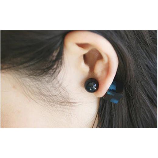 ふるさと納税 伝統技術 福井県 鯖江市  KISSO Reversible pierced レッド C-01709i ／ 母の日 ギフト プレゼント ピアス リバーシブルピアス アクセサリー シ…の画像