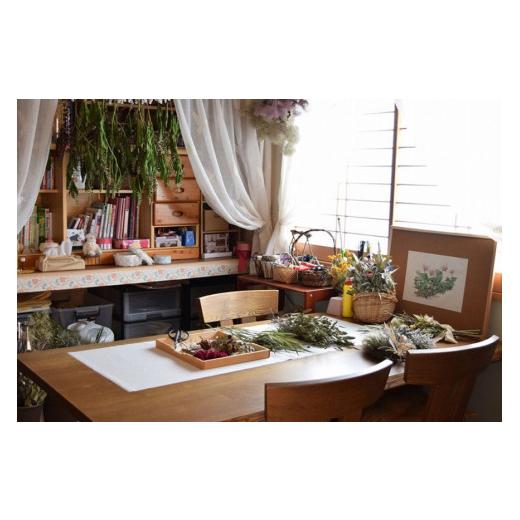 ふるさと納税 花・苗木 花束 山梨県 韮崎市 花 ドライフラワー おまかせ季節のバスケットアレンジ（1個） Dryflower hakobe 山梨県 韮崎市 20742614 お花 フラ…の画像