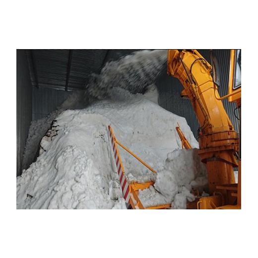 ふるさと納税 米 コシヒカリ 新潟県 南魚沼市  令和７年産 脱気タイプ 定期便5kg×3回 雪室貯蔵米 塩沢産 従来コシヒカリの画像