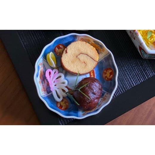 ふるさと納税 食器・グラス 小皿 佐賀県 有田町 有田焼 色絵丸紋草花割 4寸皿 11.5cm まるぶんオリジナル 食器 器 うつわ 磁器 皿 小皿 豆皿 プレート 取皿 菓…の画像