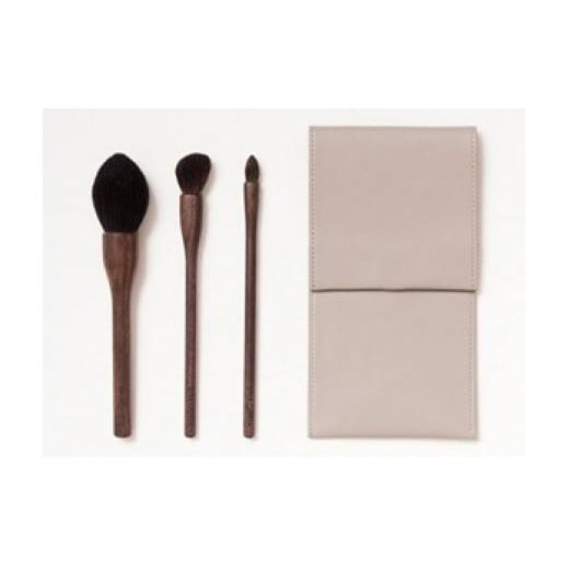 広島店限定　熊野筆　チークブラシ　新品　ポケモン 広島店限定 熊野筆 チークブラシ 新品 ポケモン