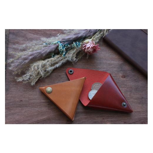 ふるさと納税 民芸品・工芸品 東京都 新宿区 三角コインケース ボルドー 受注生産 小銭入れ 小物入れ お薬入れ 旅行 出張 上質 高級 こだわり 革 牛革 東京 新…