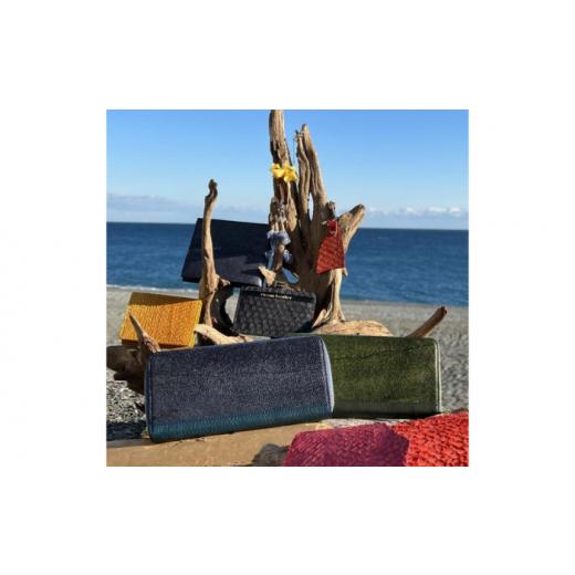 ふるさと納税 財布 高知県 高知市  Chestnut Ocean Leather ラウンドファスナー長財布 ブリ 興洋フリーズ株式会社 ATBX073-04の画像