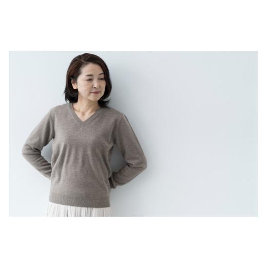 ふるさと納税 服 女 宮城県 加美町 Vネックプルオーバー 度詰(コルク)女性用サイズ:L(40) 白田のカシミヤ コルク L(40) サイズ