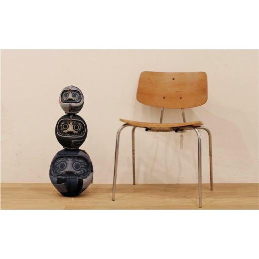 ふるさと納税 雑貨・日用品 インテリア 神奈川県 寒川町 DENIM DARUMA \"8\" Medium Blue だるま 達磨 インテリア 置物 お祝い 縁起物 伝統 手作り お…の画像