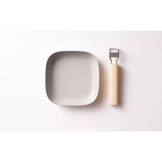 ふるさと納税 食器・グラス 皿 兵庫県 朝来市 CoCast cosara 取っ手セット 直火調理できる 耐熱皿 カーキ 取っ手がとれる 四角17cm くすみカラー 全5色 アル…