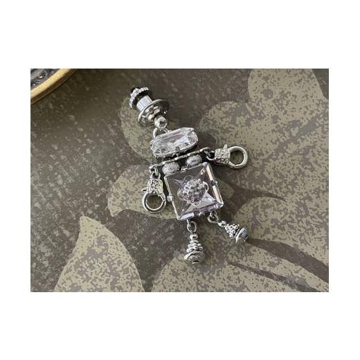 ふるさと納税 アクセサリー ブローチ 奈良県 香芝市 スワロフスキー 可愛いロボットのピンブローチ (スモーキーモーブ[薄い紫])|ジュエリー アクセサリー …