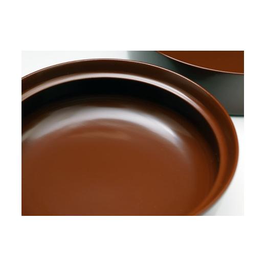 ふるさと納税 食器・グラス 皿 秋田県 湯沢市 aeru 川連漆器のこぼしにくい器 深皿 べんがら (株)和える N5-15601の画像