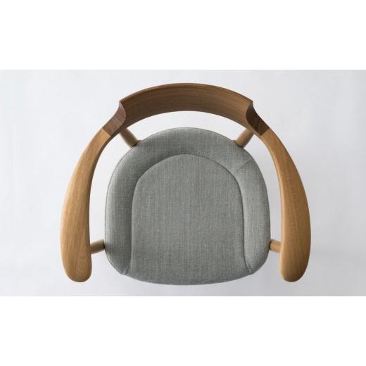 ふるさと納税 家具 岐阜県 高山市  飛騨の家具 HIDA クレセント アームチェア（張り座）ホワイトオーク|家具 イス チェア 椅子 いす ダイニング 人気 おすす…の画像