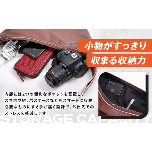 ふるさと納税 アウトドアグッズ バッグ 京都府 京都市  デグナー レザーボディバッグ バナナ W-105 ブラック｜京都 バイクギア 人気ブランド レザーアイテム［…_5