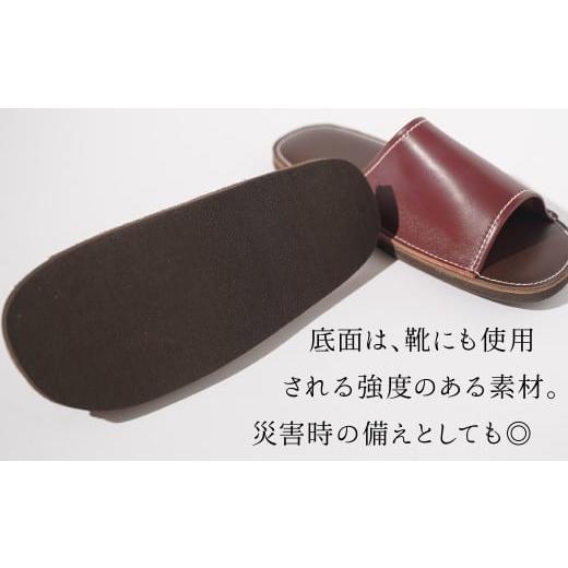 ふるさと納税 ファッション スリッパ 愛知県 碧南市 靴職人手作りの本革「スリッパ」 ホワイト×ライトキャメル （S・M） ルームシューズ 部屋履き 雑貨 日用…の画像