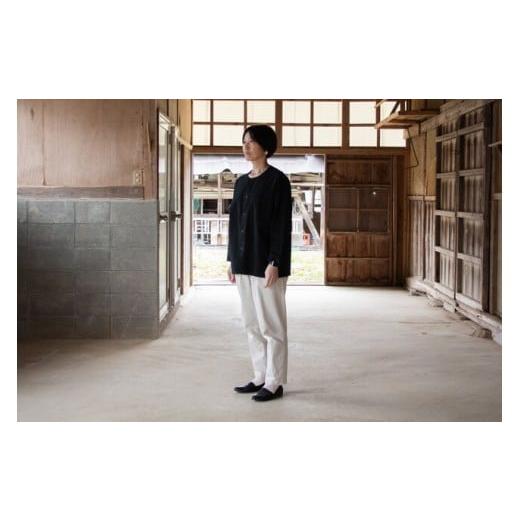 ふるさと納税 服 岩手県 一関市 KOIKUCHI 黒・Mサイズ 鯉口シャツ 長袖シャツ 黒・Mサイズの画像
