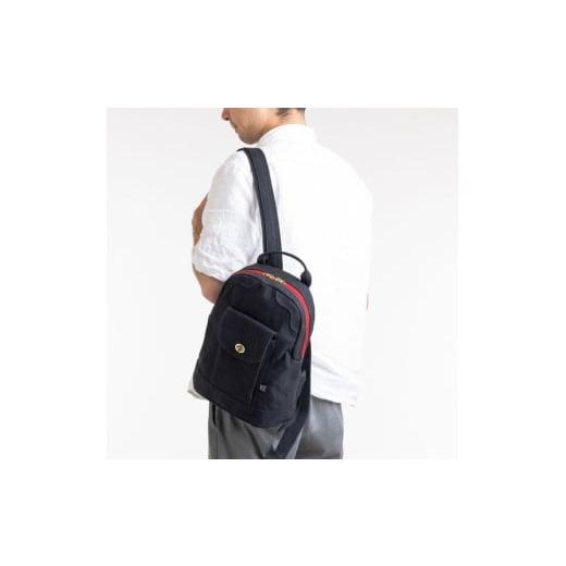 ふるさと納税 カバン ショルダーバッグ 山形県 米沢市 「日乃本帆布」ミニリュック 〔ブラック×レッド〕 ミニリュック　リュック　帆布バッグ ブラック×レッ…