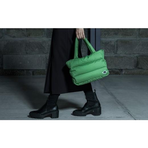 ふるさと納税 カバン トートバッグ 北海道 小樽市  UNISEX 北海道ダウン ： RETAR NUY ／ レタールヌイ ［RURA ／ ルラ］ DOWN TOTE BAG ［BLACK］ 2025年11月…の画像