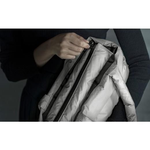 ふるさと納税 カバン トートバッグ 北海道 小樽市  UNISEX 北海道ダウン ： RETAR NUY ／ レタールヌイ ［RURA ／ ルラ］ DOWN TOTE BAG ［BLACK］ 2025年11月…の画像