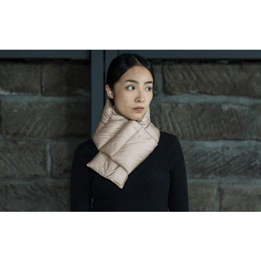 ふるさと納税 小物 ストール・マフラー 北海道 小樽市 UNISEX 北海道ダウン : RETAR NUY / レタールヌイ [KOKARI / コカリ] DOWN MUFFLER [LATTE] 202…