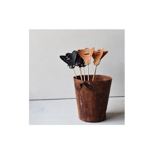 ふるさと納税 雑貨・日用品 大阪府 河内長野市 Teha'amana Fly flapper camel テハマナ 革のハエたたき キャメル キャメル